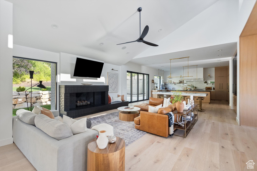 4155 S PARKVIEW DR Salt Lake City, UT 84124