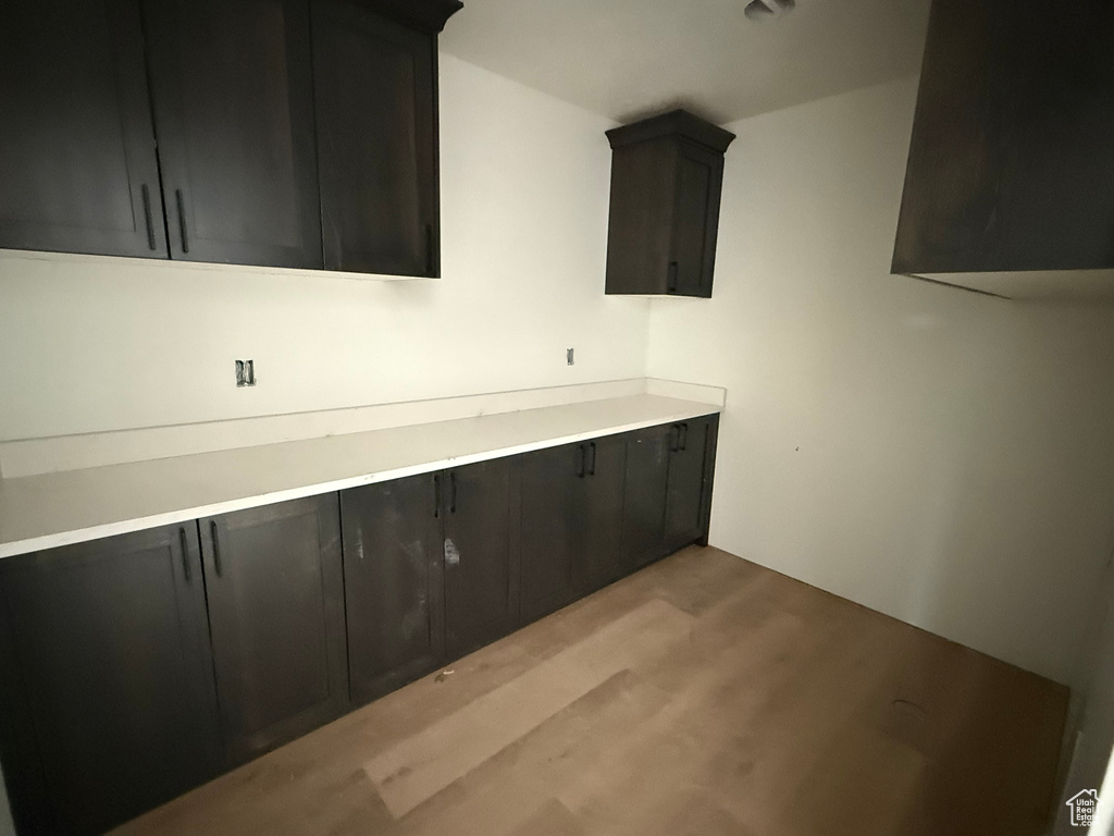 2405 W 3200 N Farr West, UT 84404