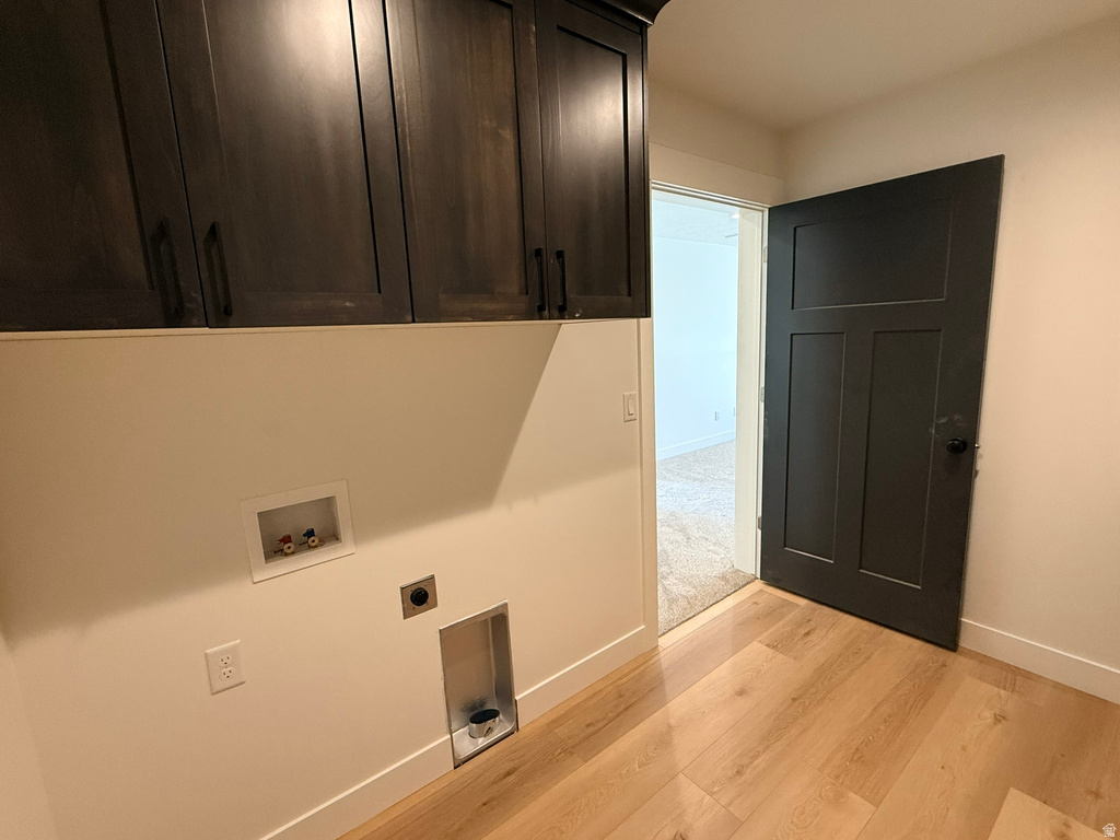 2405 W 3200 N Farr West, UT 84404