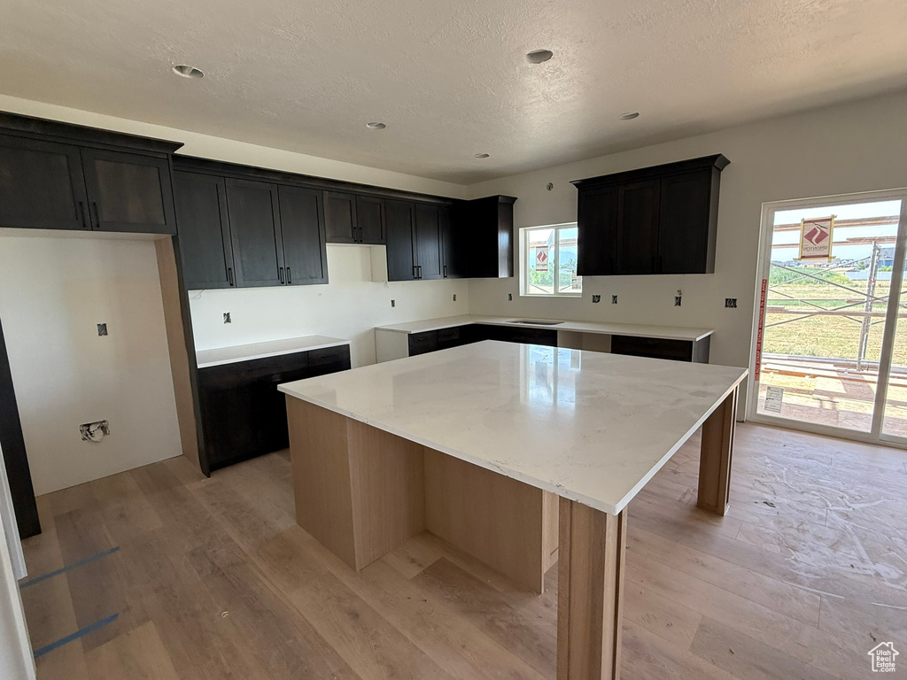 2405 W 3200 N Farr West, UT 84404