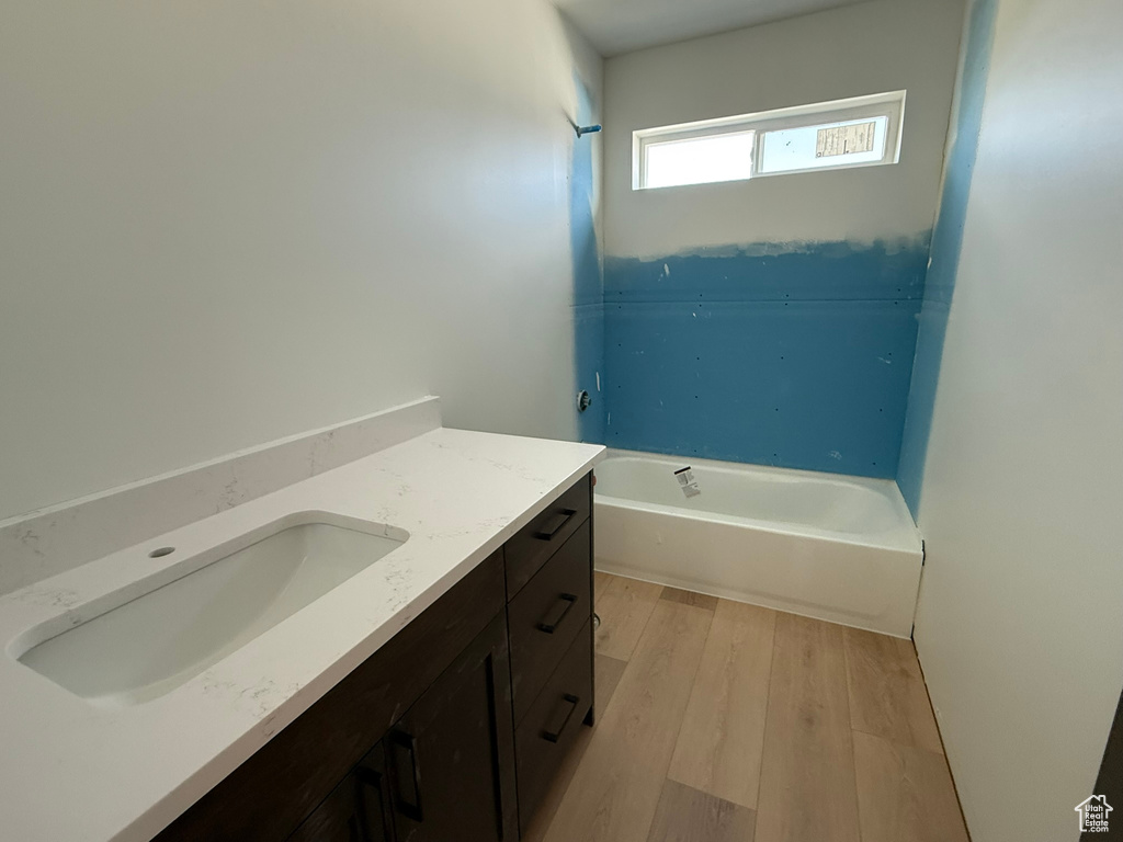 2405 W 3200 N Farr West, UT 84404