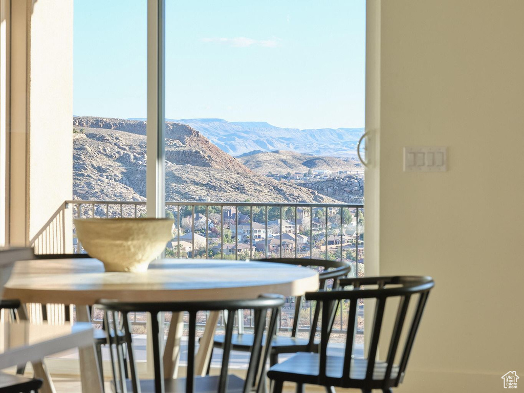 Living area with a mountain view