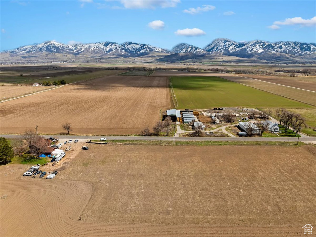 Bird\\\'s eye view with a rural view and a mountain view