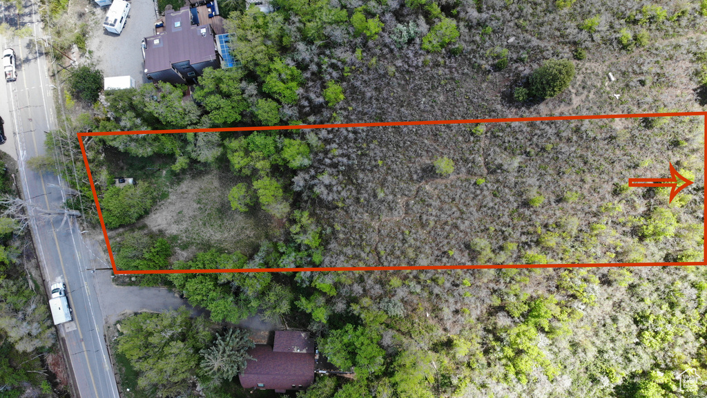 Aerial overview of property\\\\\\\\\\\\\\\'s location featuring property boundaries highlighted