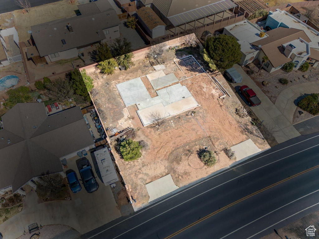 Birds eye view of property