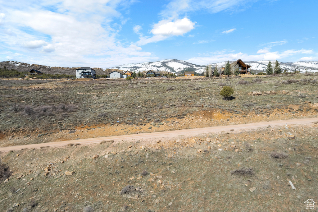 View of yard with a mountain view
