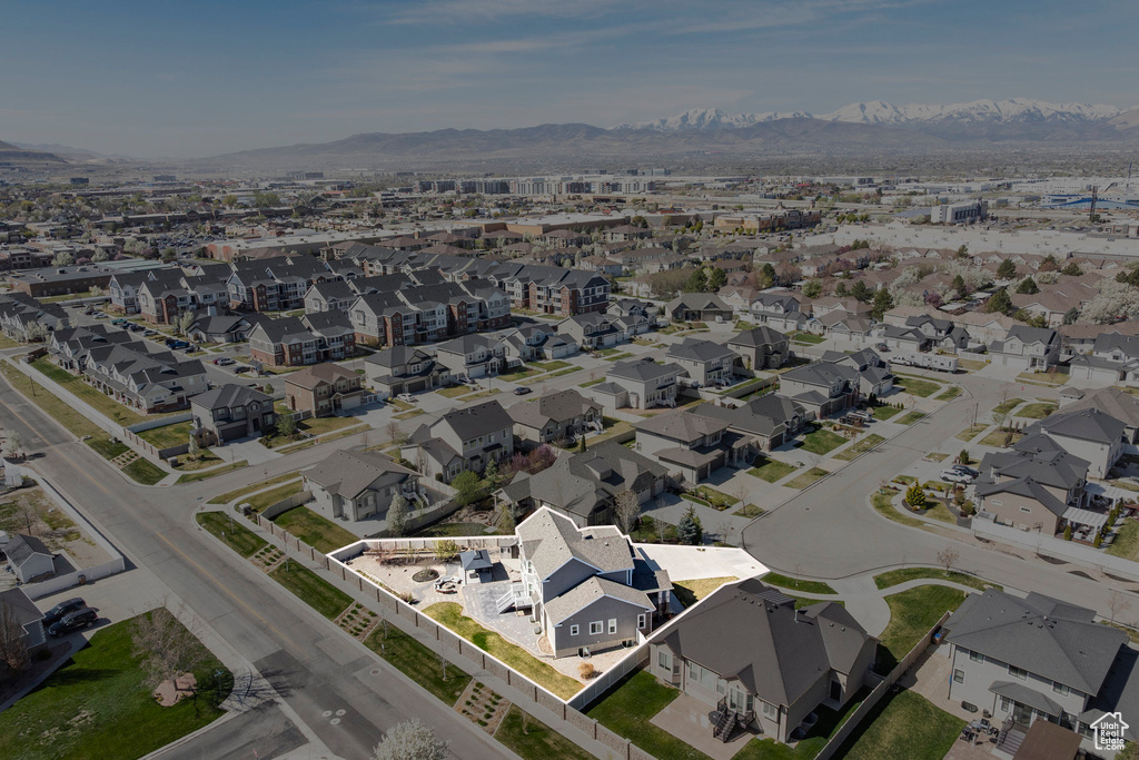 Aerial view with a residential view and a mountain view