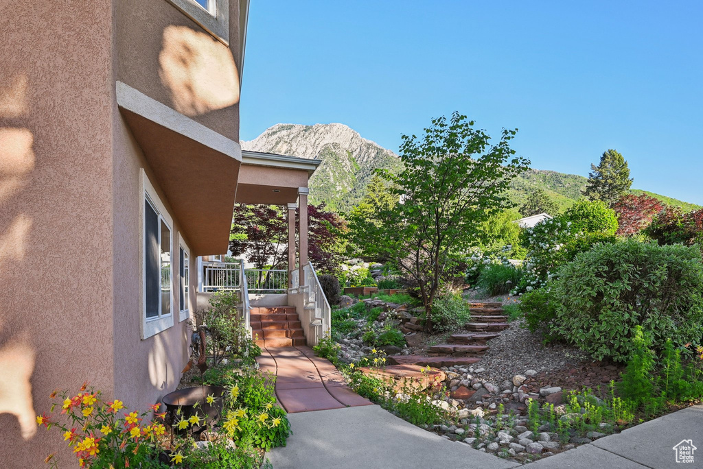 View of yard with a mountain view