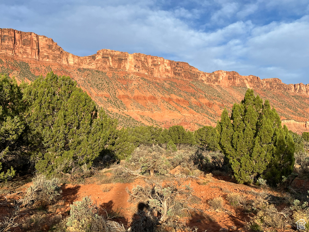 View of mountain feature