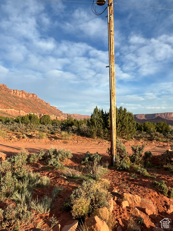View of mountain feature