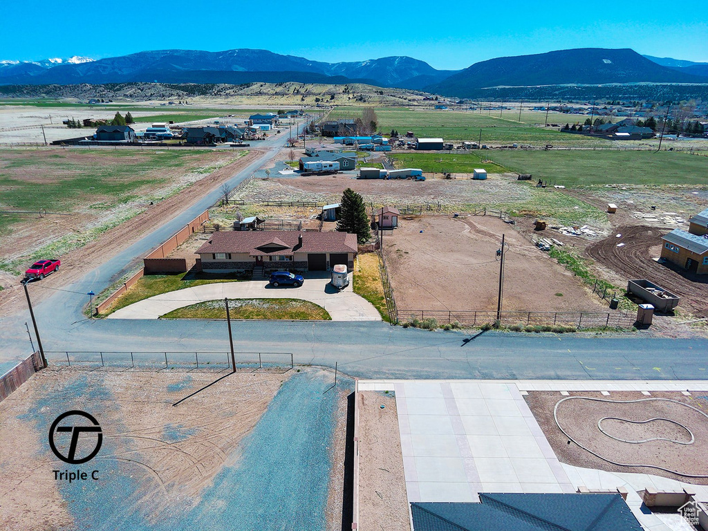 Bird's eye view featuring a mountain view