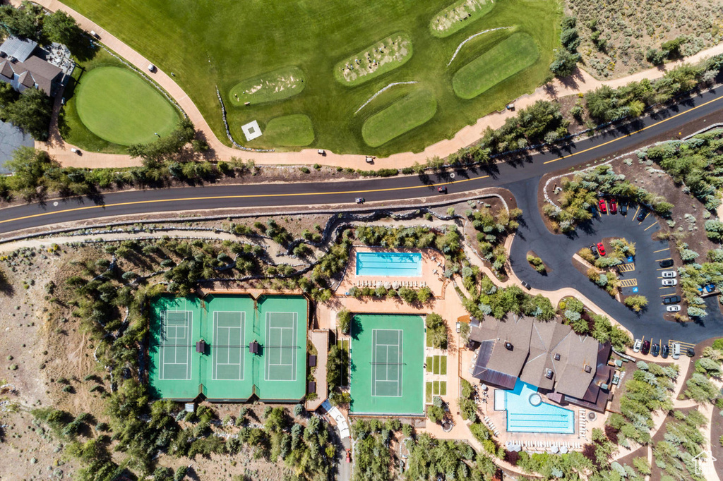 Drone / aerial view featuring golf course view