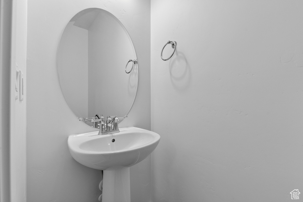 Bathroom featuring a sink