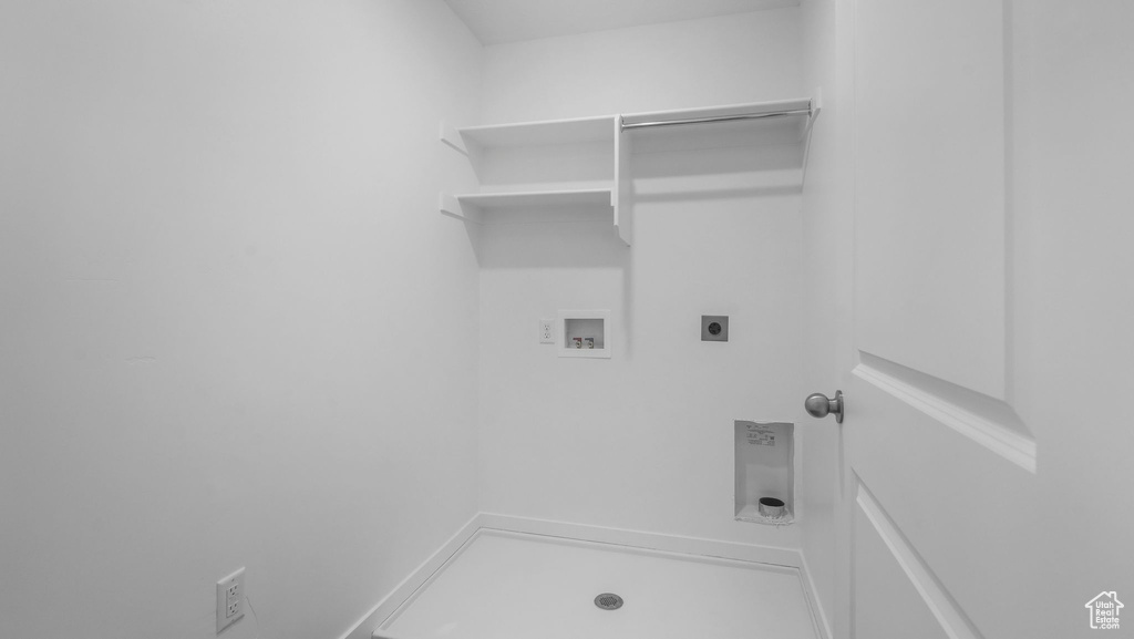 Laundry area with electric dryer hookup and hookup for a washing machine