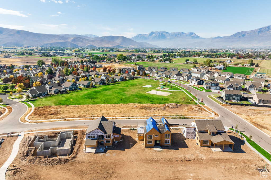 Bird\'s eye view with a residential view and a mountain view