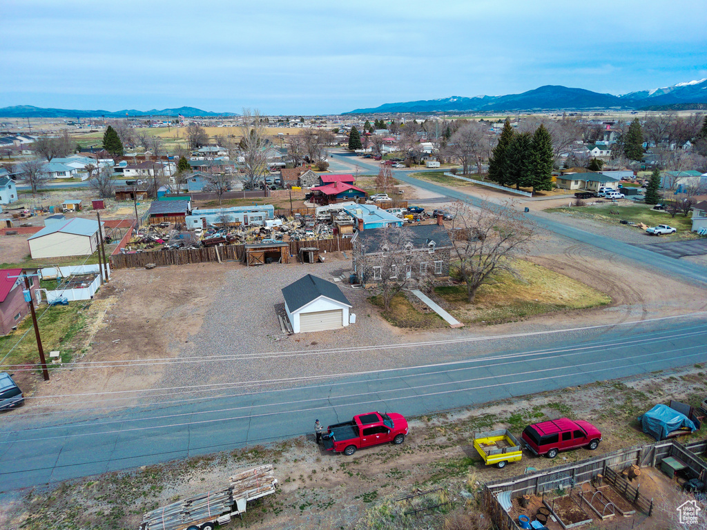 Bird's eye view with a mountain view