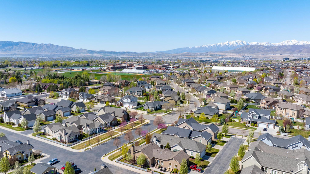 Aerial view featuring a residential view and a mountain view