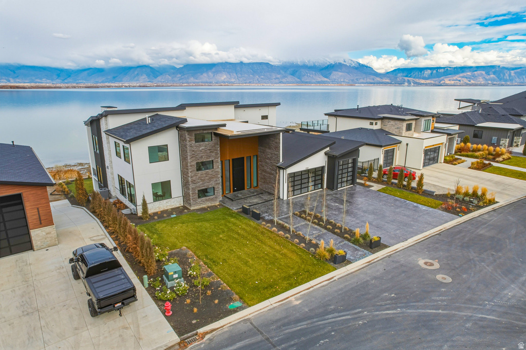 1582 S WILTSHIRE LN Saratoga Springs, UT 84045