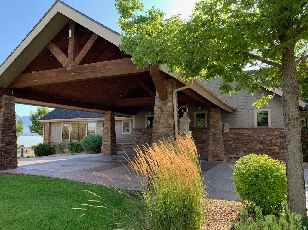 1582 S WILTSHIRE LN Saratoga Springs, UT 84045