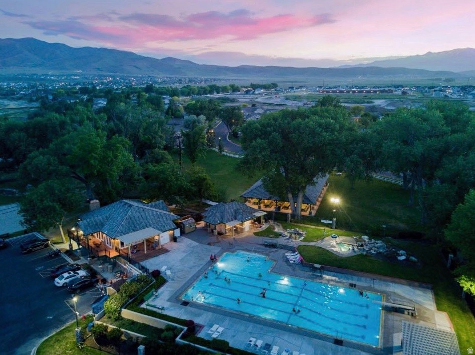 1582 S WILTSHIRE LN Saratoga Springs, UT 84045