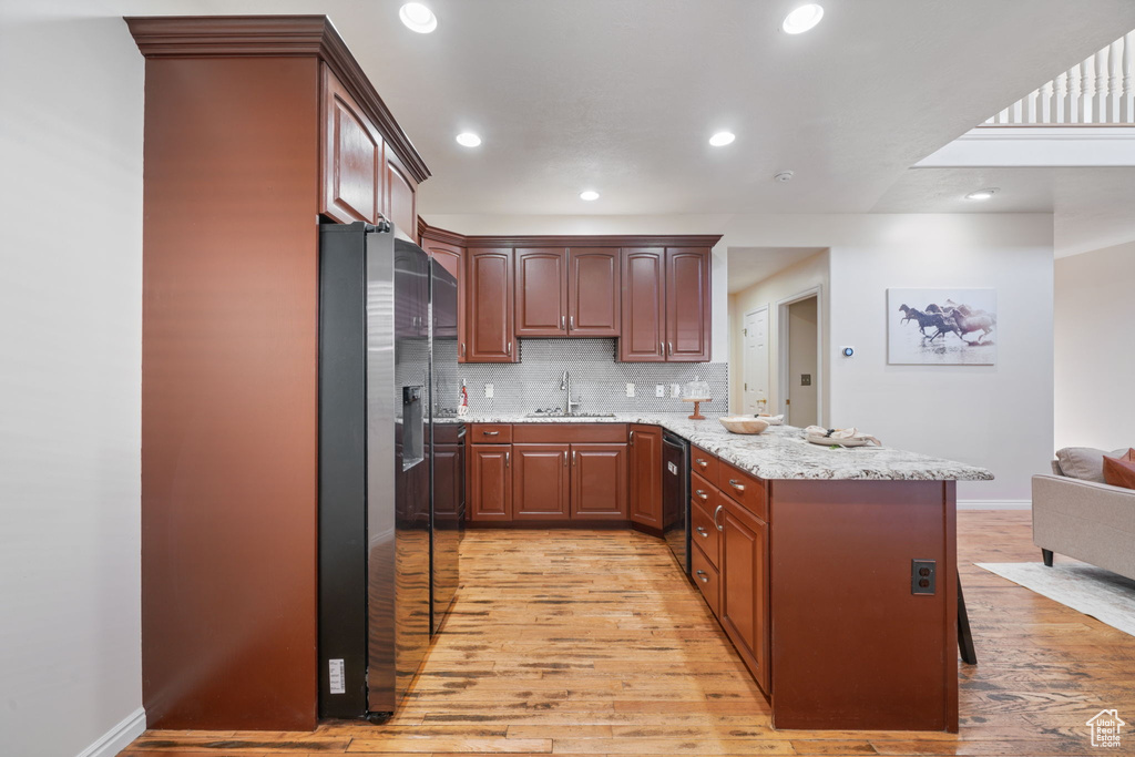 7818 S PONDEROSA WAY Sandy, UT 84094