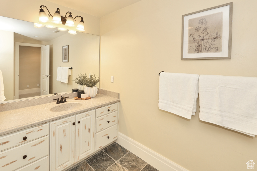 Photo 85 for MLS #2078476 at 943 N Terrace Dr