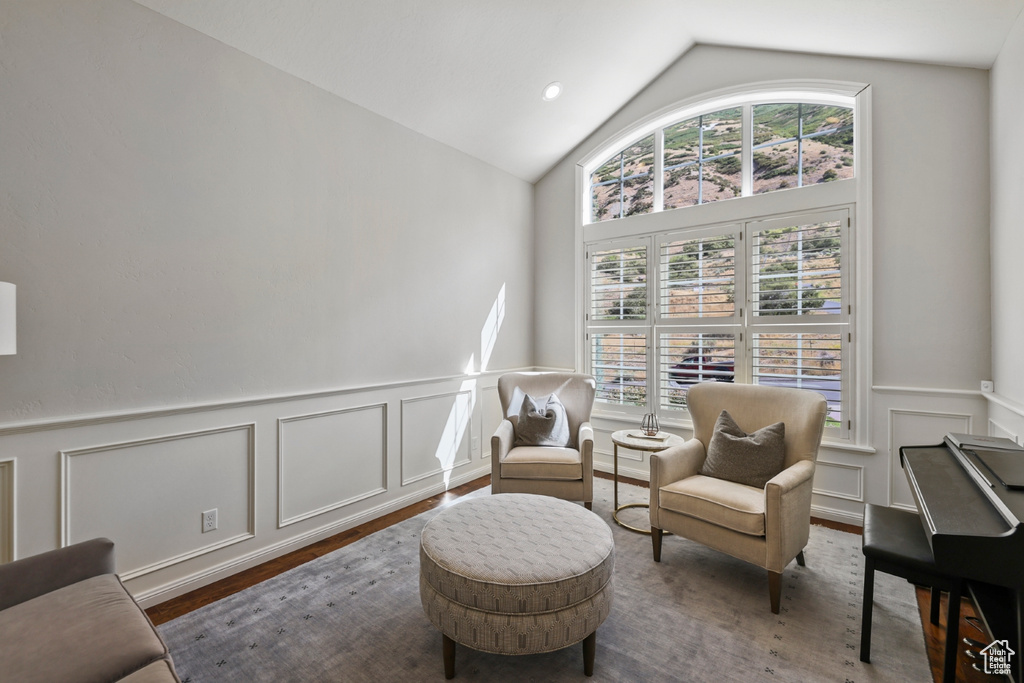 Photo 68 for MLS #2078476 at 943 N Terrace Dr