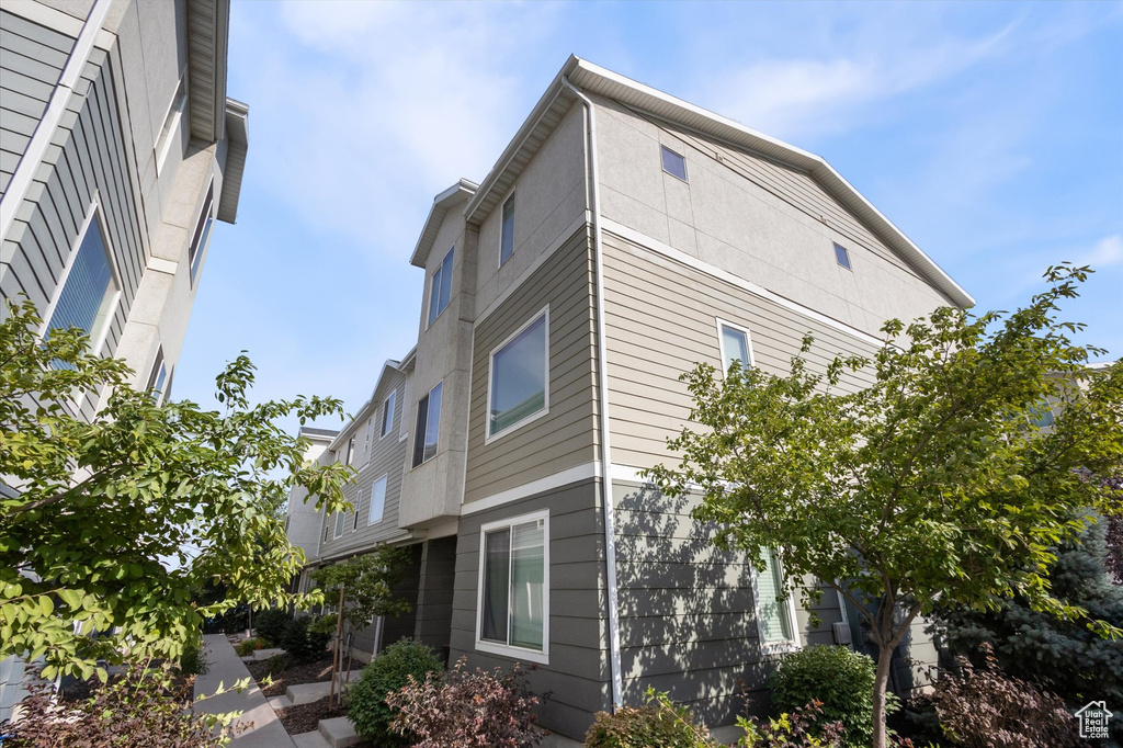 14714 S RISING STAR WAY Bluffdale, UT 84065