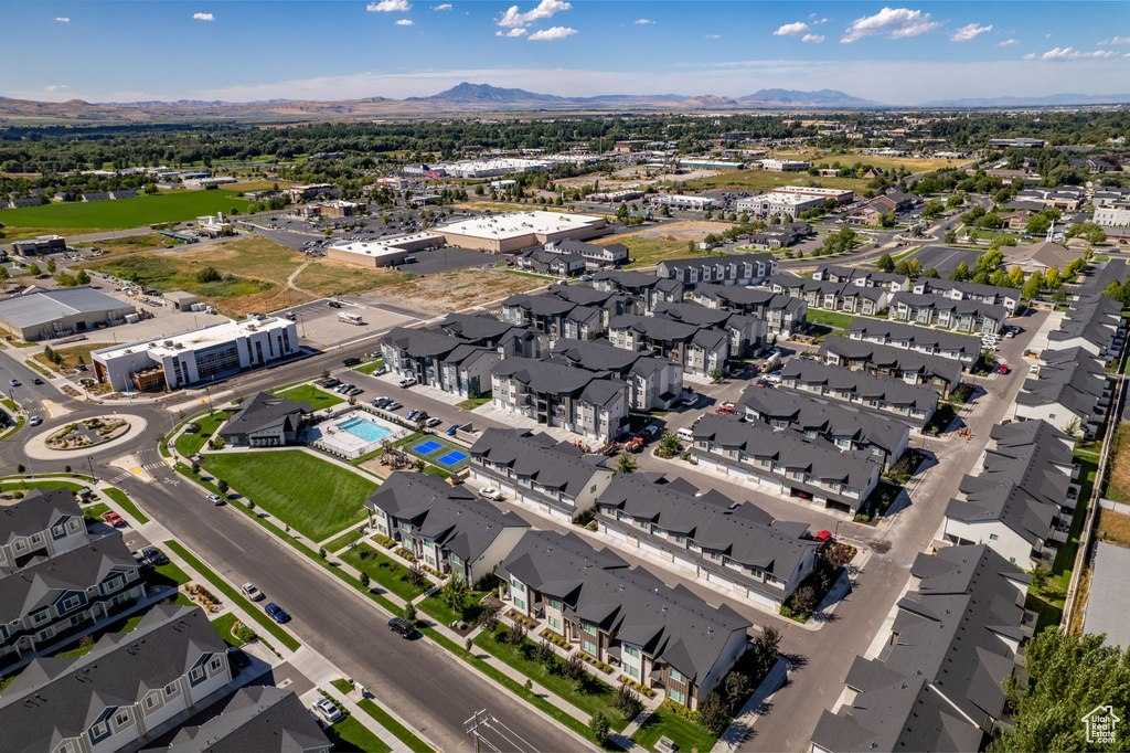 Birds eye view of property featuring a residential view and a mountain view