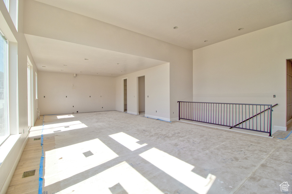 105 N 2430 W Lehi, UT 84043