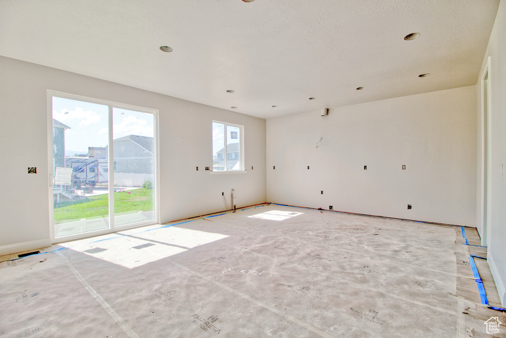 105 N 2430 W Lehi, UT 84043