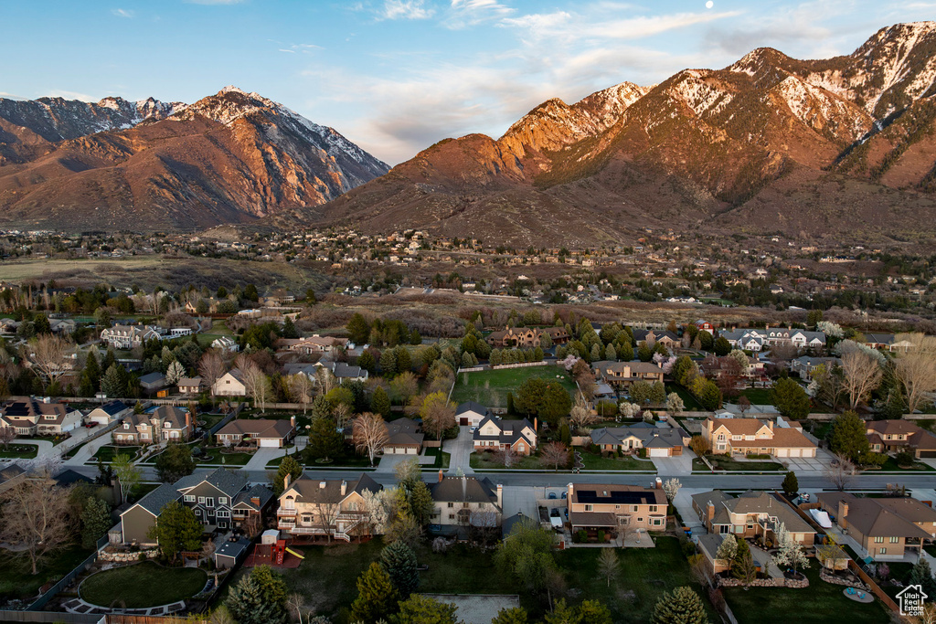 Mountain view featuring a residential view
