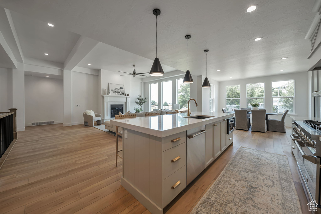 1910 W BONNEVILLE LN Kaysville, UT 84037