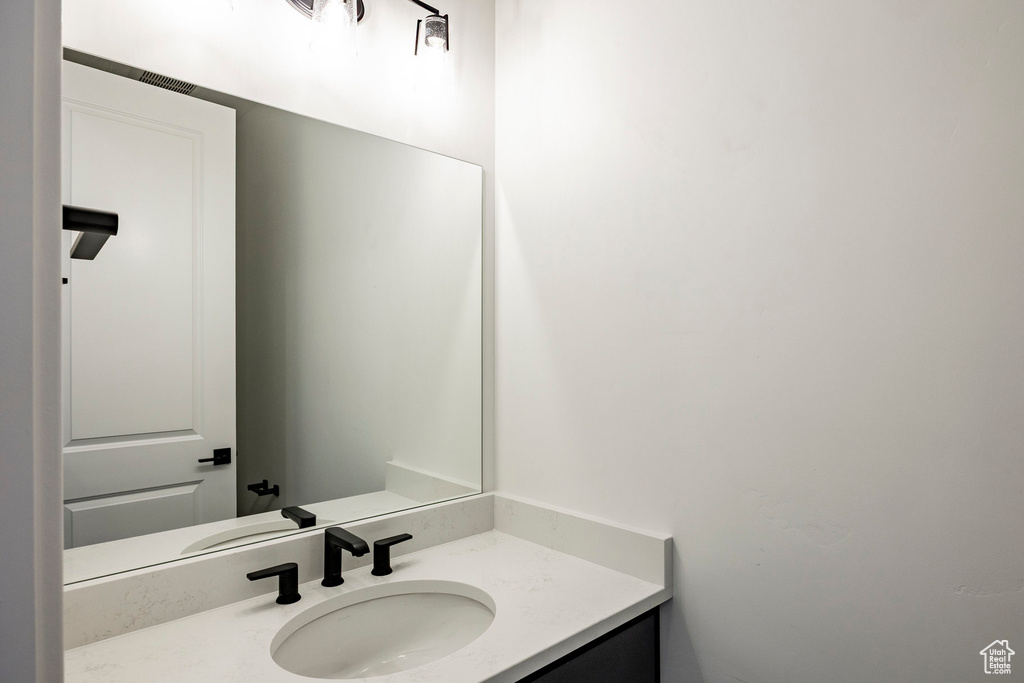 Photo 33 for MLS #2078678 at 6002 N Fairview Dr #226