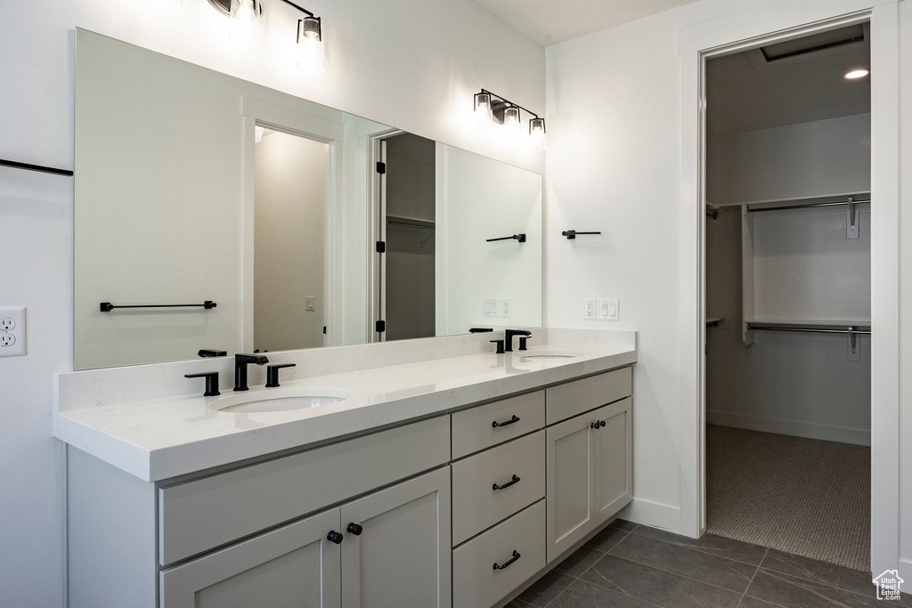 Photo 27 for MLS #2078678 at 6002 N Fairview Dr #226