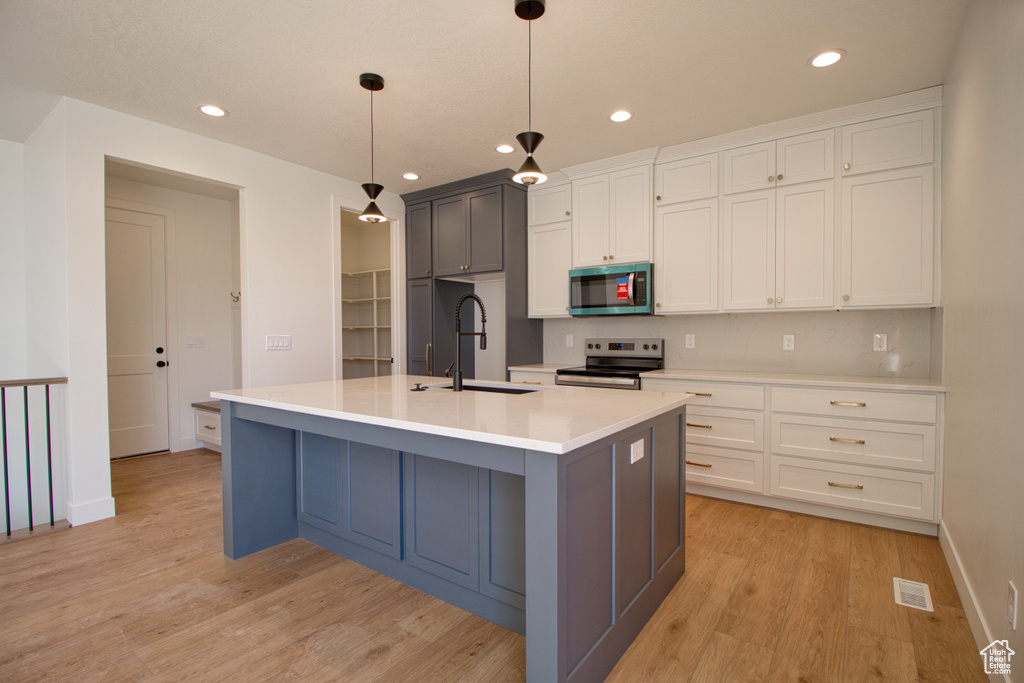 61 N 2430 W #6 Lehi, UT 84043