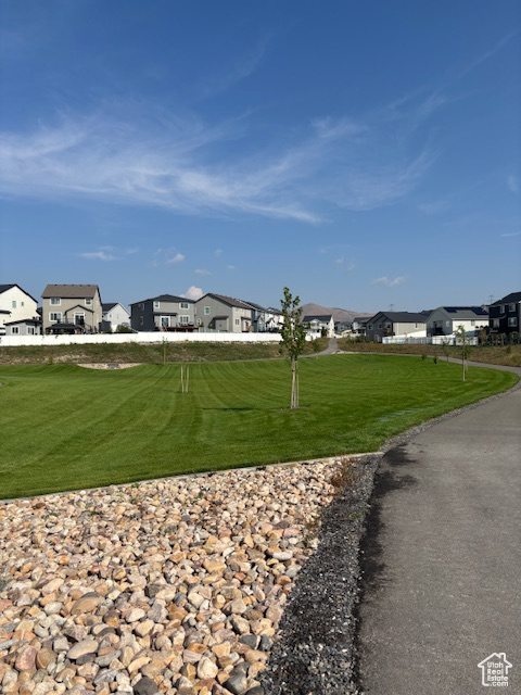 8318 N SUN CREST DR Eagle Mountain, UT 84005