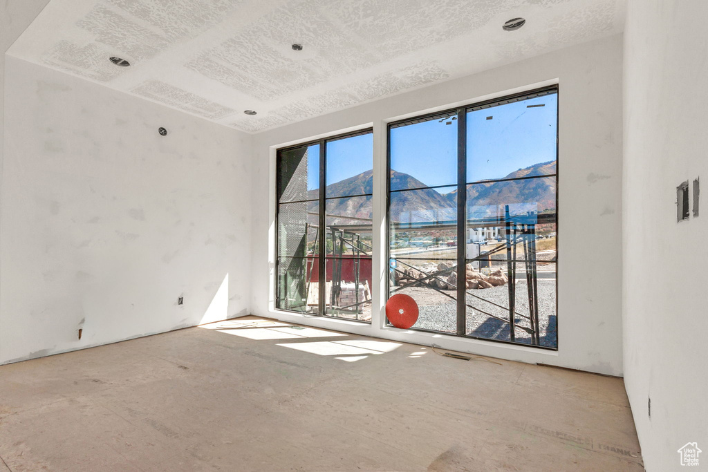 863 N EMERY LN Elk Ridge, UT 84651