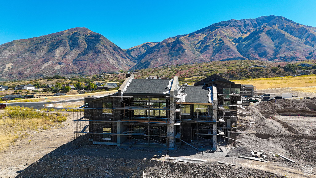 863 N EMERY LN Elk Ridge, UT 84651