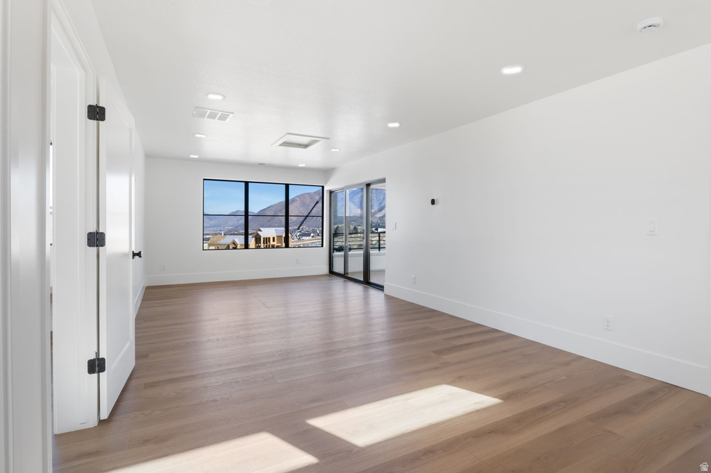 863 N EMERY LN Elk Ridge, UT 84651