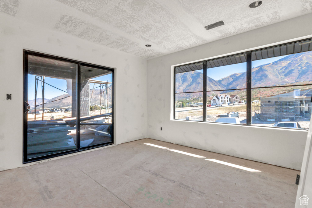 863 N EMERY LN Elk Ridge, UT 84651