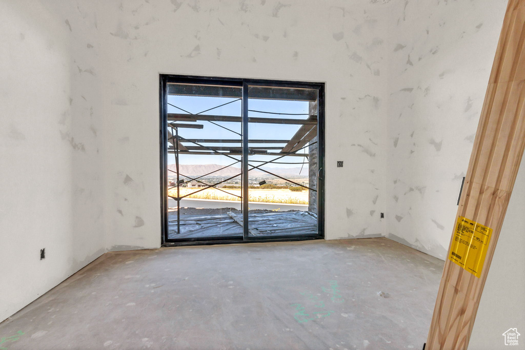863 N EMERY LN Elk Ridge, UT 84651