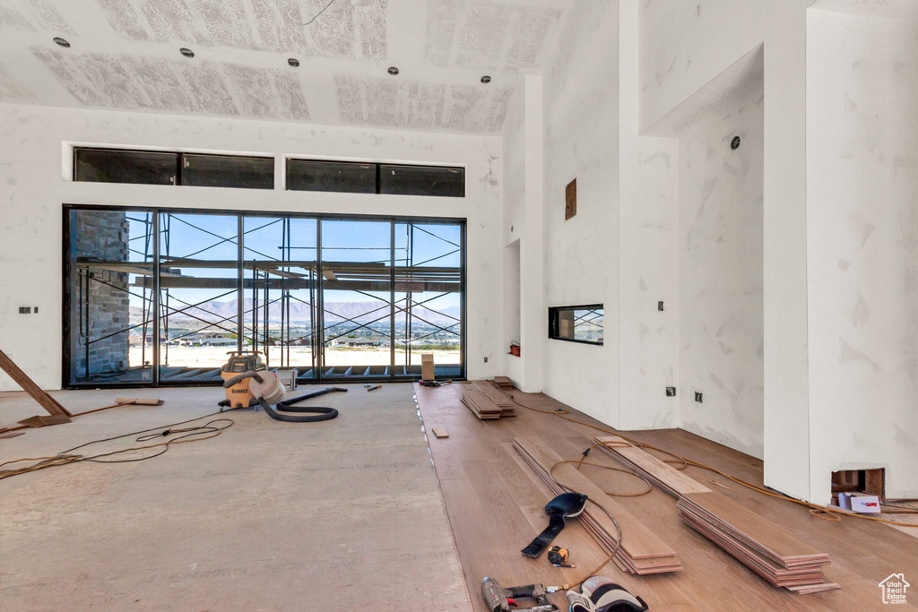 863 N EMERY LN Elk Ridge, UT 84651