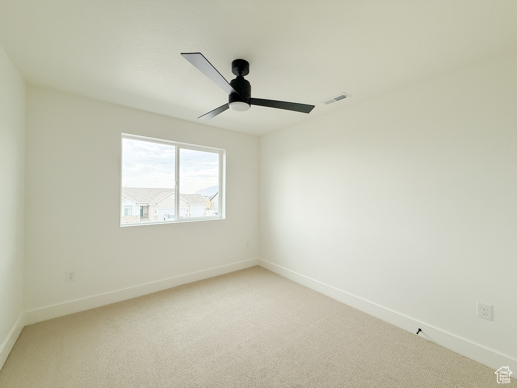 569 W 2030 N Tooele, UT 84074