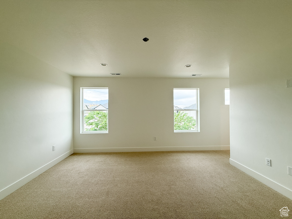 569 W 2030 N Tooele, UT 84074