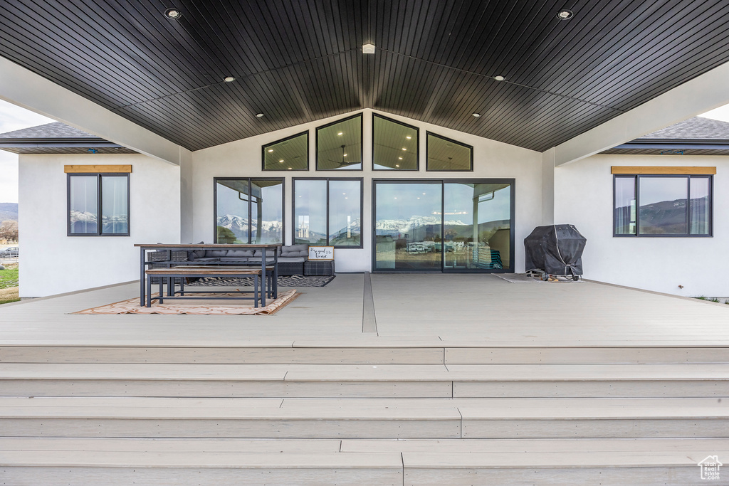 Deck featuring a grill