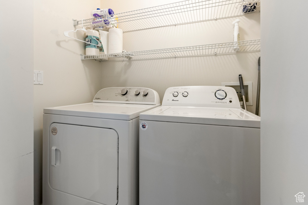 Laundry area with independent washer and dryer