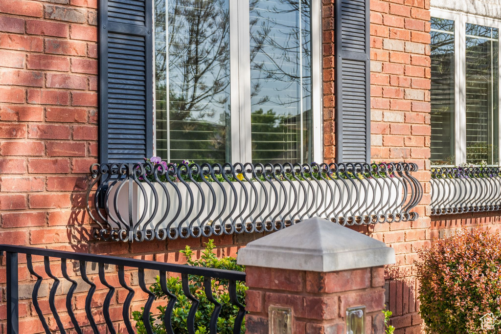 Details with brick siding
