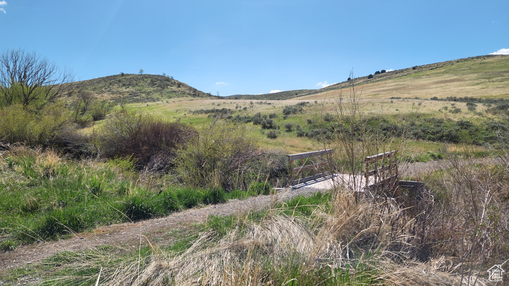 View of mountain feature