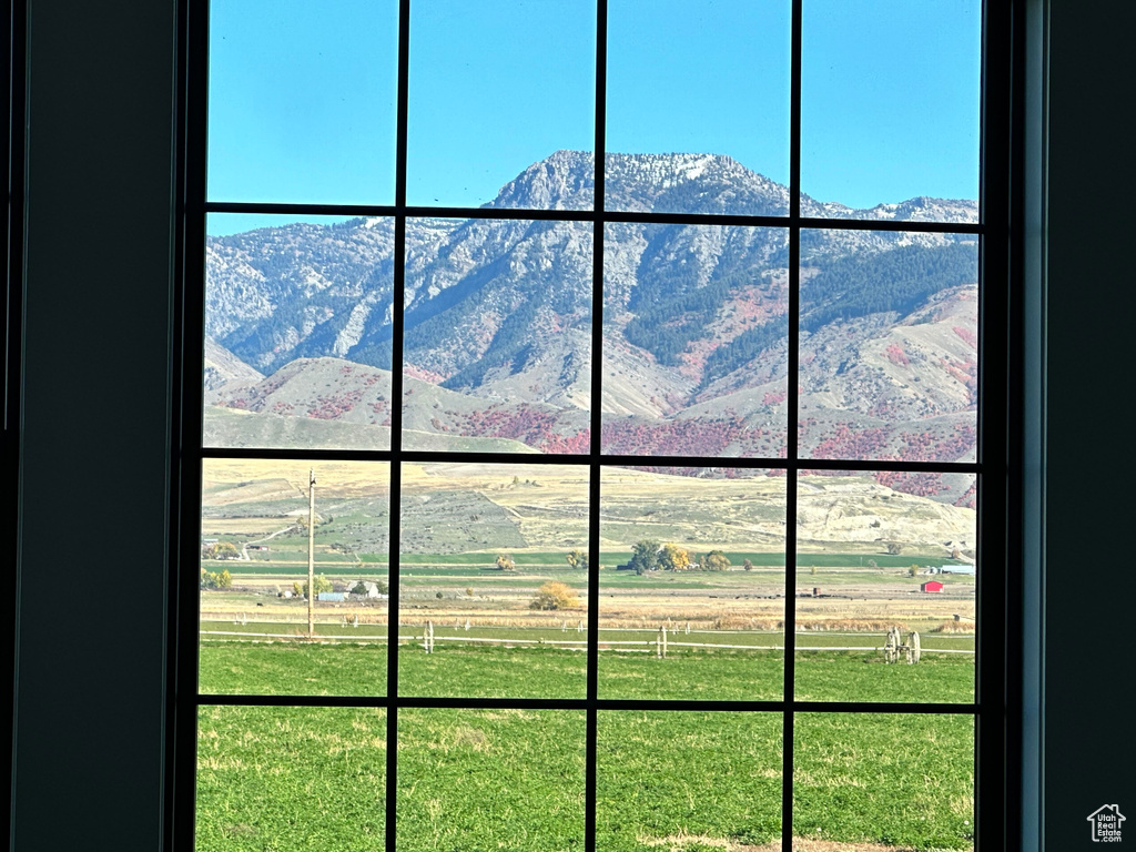 Details with a mountain view
